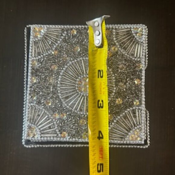 NWOT Set of 8 Silver Bedazzled Coasters in Matching Tray - Picture 10 of 15